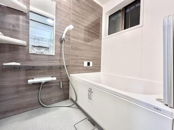 Updated 4DK House for Sale near Shinshikiri Station, Higashiosaka - Thumbnail 4