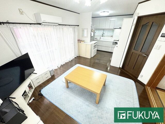 4LDK All-Electric House for Sale in Hirakata, Osaka - Thumbnail 2