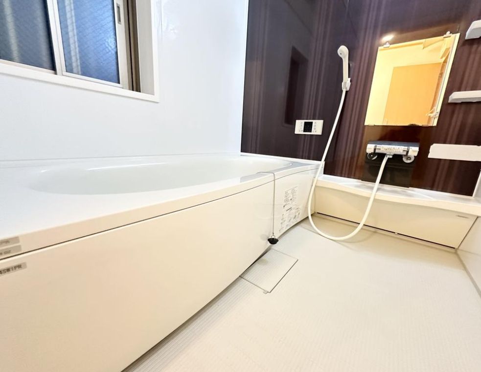 4LDK Wooden House for Sale in Tsurumi Ward, Osaka - Thumbnail 4