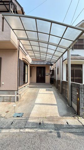 7LDK Detached House for Sale in Itami, Hyogo - Thumbnail 3