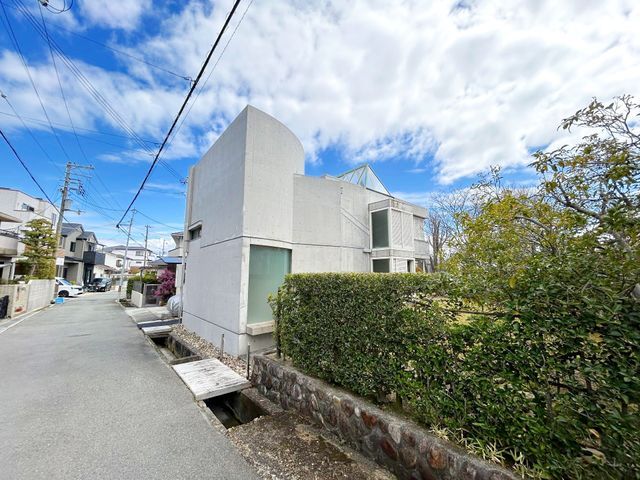 Detached House for Sale in Nishinomiya, Hyogo - 1SDK, RC Structure - Thumbnail 3