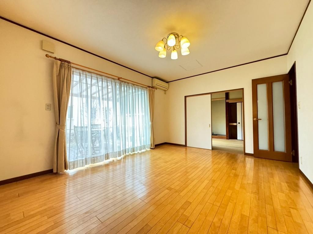 5LDK House in Yokkaichi, Mie Prefecture - 137m2 - Thumbnail 3