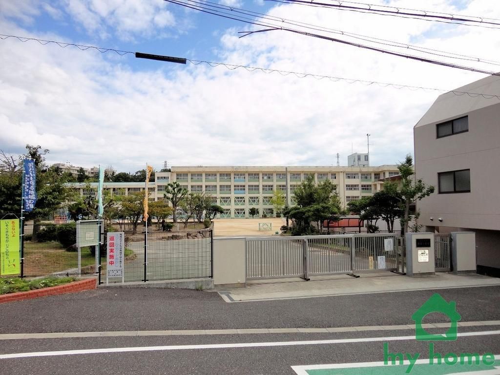 Renovated 4LDK House with Sea Views in Akashi, Hyogo - Thumbnail 4