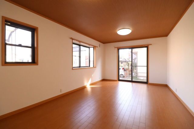 5LDK House for Sale in Yokkaichi, Mie - 124.5 sqm - Thumbnail 4