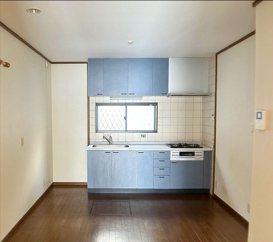 4LDK House for Sale in Nishi-ku, Sakai, Osaka - 93.80m² - Thumbnail 2
