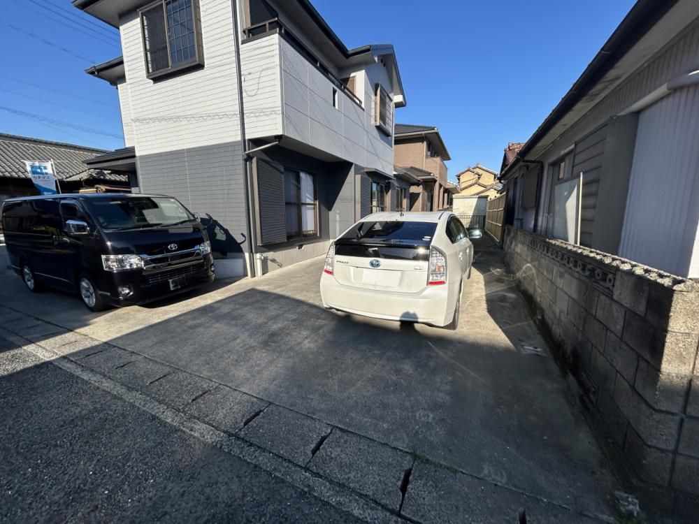 Renovated 4LDK House for Sale in Suzuka, Mie - 142 sqm - Thumbnail 2