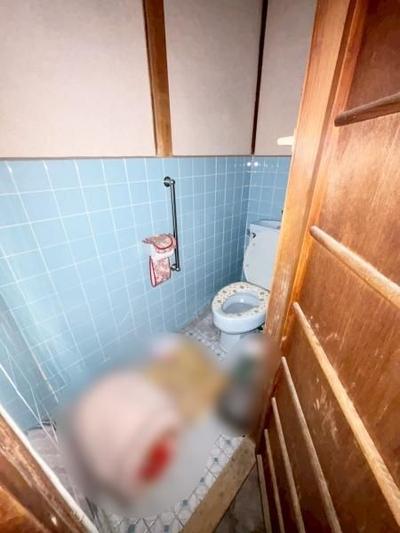 4K Used Terraced House in Higashiosaka for 2.49 Million Yen — Toilet, Higashiosaka, Osaka