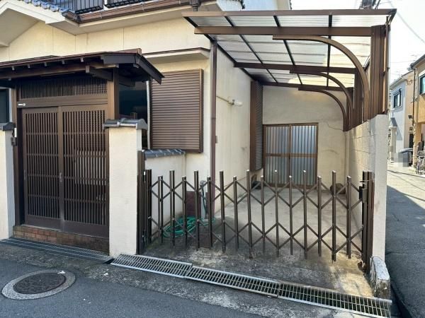 8DK Family Home Near Shuntokumichi Station, Higashi-Osaka - Thumbnail 2