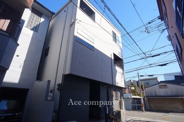 2023 Sekisui House 3LDK with Underfloor Heating in Osaka Ikuno - Thumbnail 4