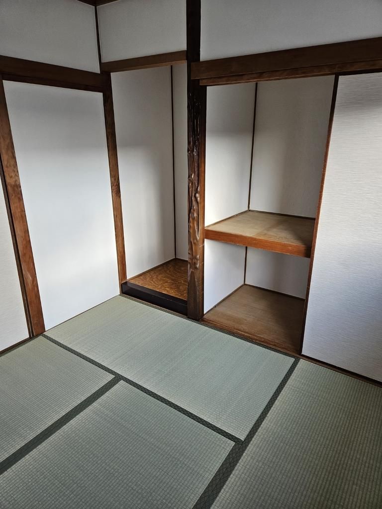 4DK Detached House for Sale in Akashi, Hyogo - Near Daikokuya Station - Thumbnail 2