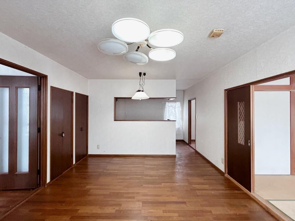 Renovated 4LDK House near Midorigaoka Station, Asahikawa - Thumbnail 4