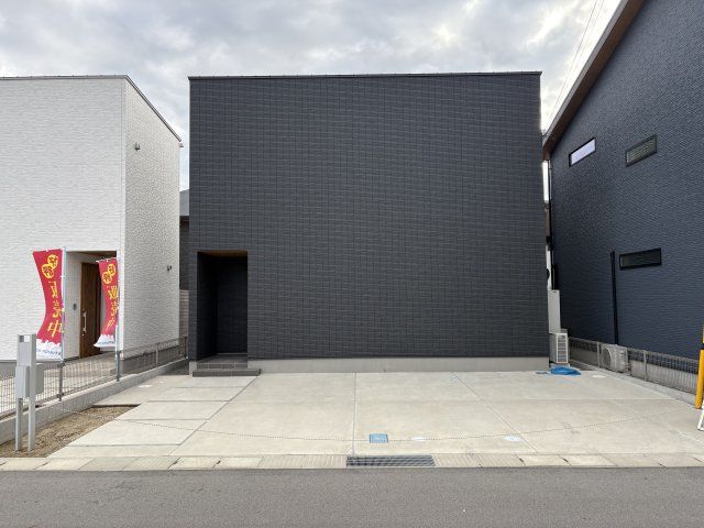 3LDK Detached House in Iwade, Wakayama - 96.88 sqm - Thumbnail 2