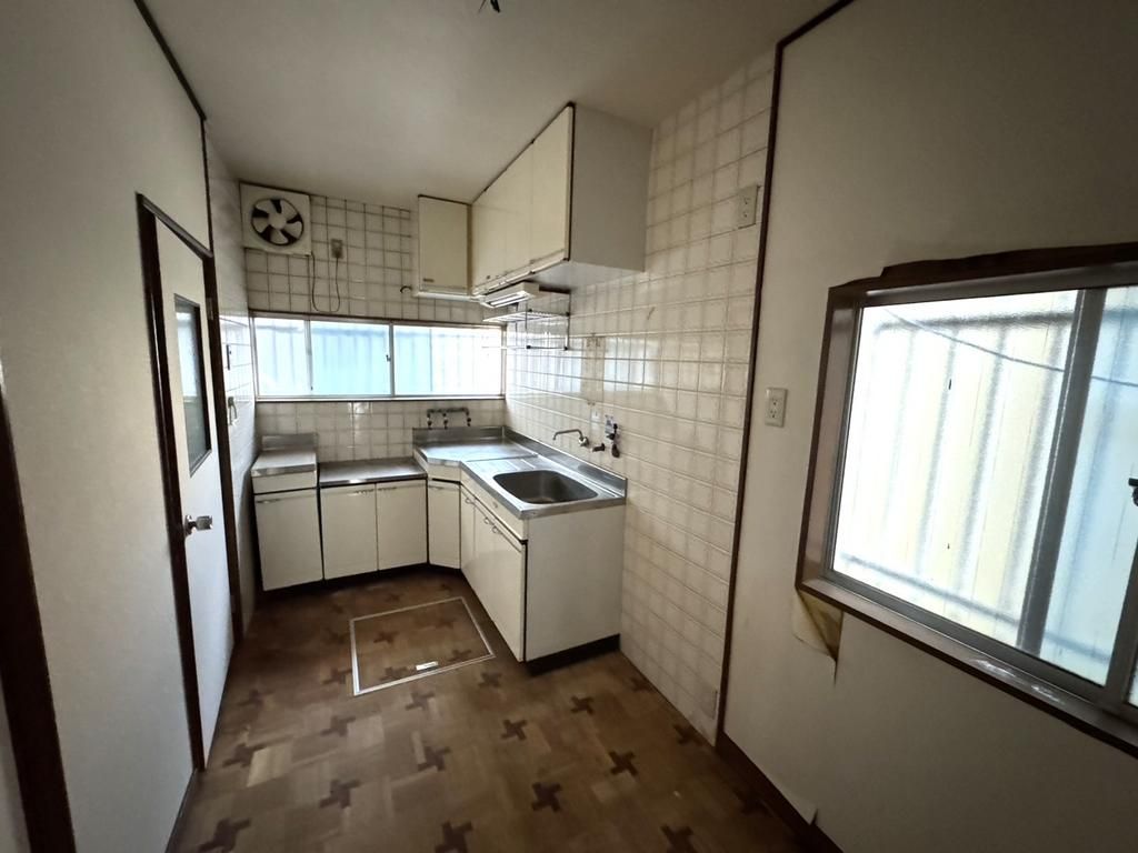 4K Wooden House for Sale in Kadoma City, Osaka - Near Ohwada Station - Thumbnail 4