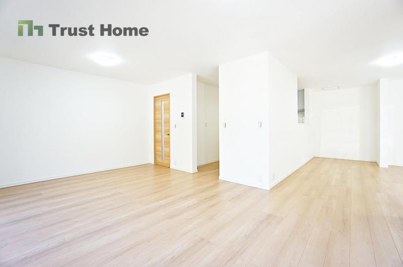 Renovated 3LDK Detached House in Kobe Kita Ward - Thumbnail 4