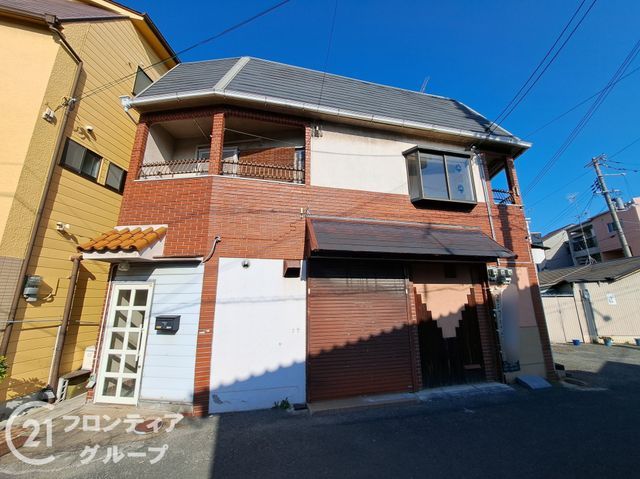 3DK Detached House for Sale in Higashiosaka, Osaka - Thumbnail 2
