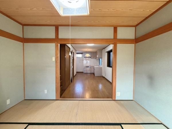 3-Story 5DK Steel House for Sale in Higashiosaka, Osaka - Thumbnail 3