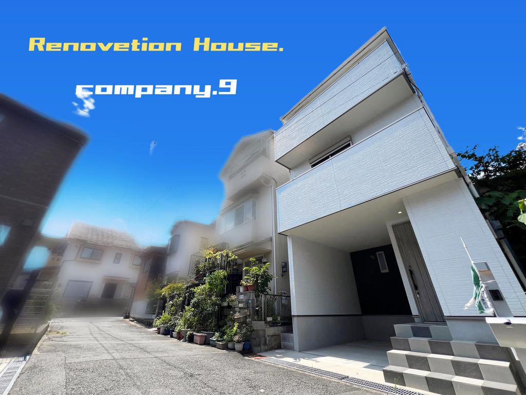 Refurbished 3-Story House Near Hoshida Station, Katano City - Thumbnail 2