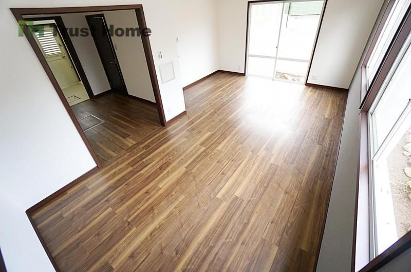 Renovated 3LDK House for Sale in Minoh, Osaka - Thumbnail 4