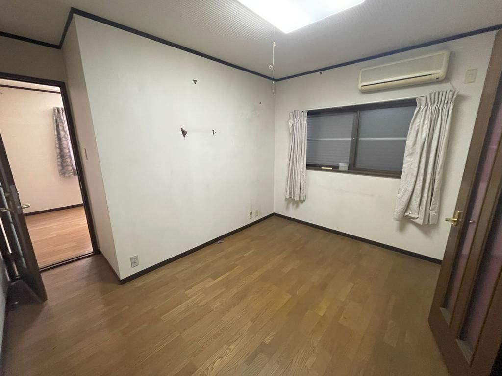 4DK Detached House for Sale near Nagai Park, Osaka - Thumbnail 3