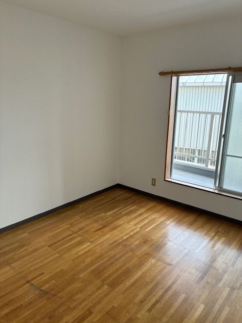 5LDK Detached House for Sale in Chuoakacho, Osaka - Thumbnail 3
