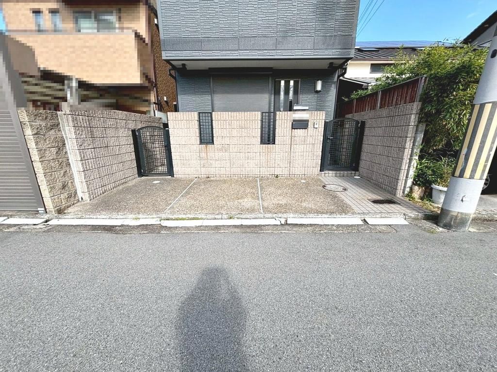 Renovated 6LDK Family House in Sakai, Osaka - Move-in Ready - Thumbnail 2