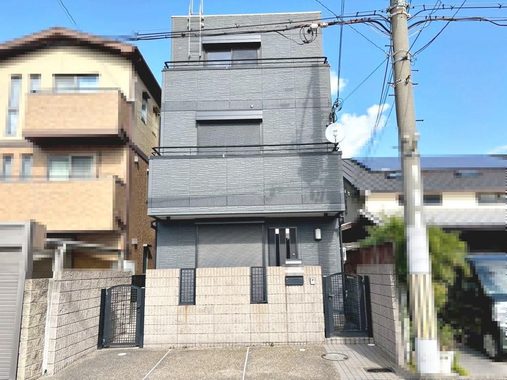 Renovated 6LDK Family House in Sakai, Osaka - Move-in Ready - Image 1