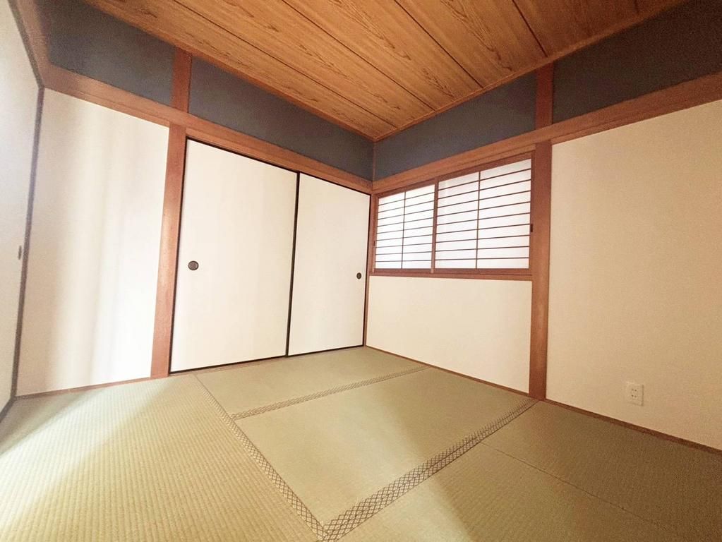 Renovated 3LDK House Near Nishiyama Tennozan Station, Kyoto - Thumbnail 3