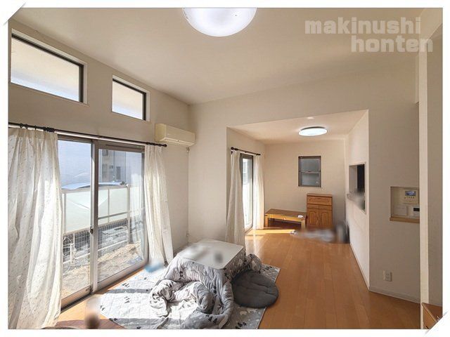 4LDK Detached House for Sale in Tomidahayashi, Osaka - Thumbnail 2