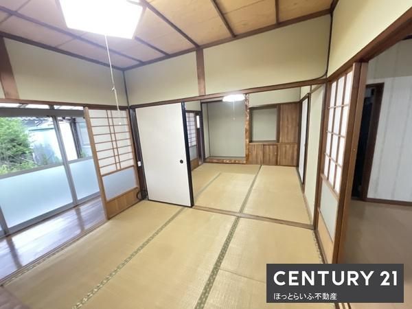 5DK House for Sale Near JR Itsuki Station in Miyakonojo - Thumbnail 4