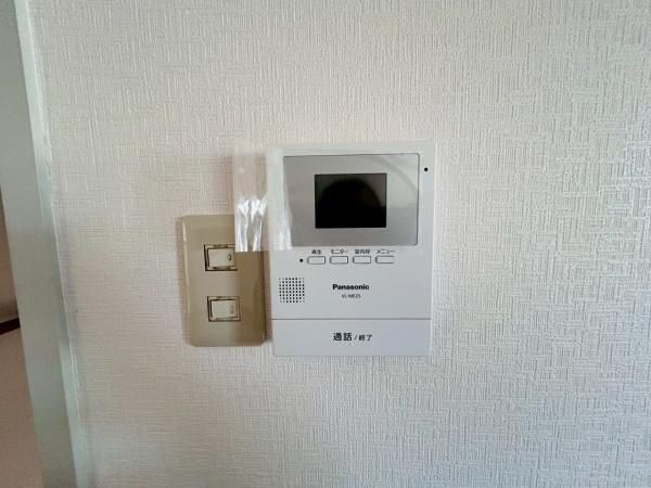 Renovated 4LDK House Near Takaishi Station, Osaka - Thumbnail 3