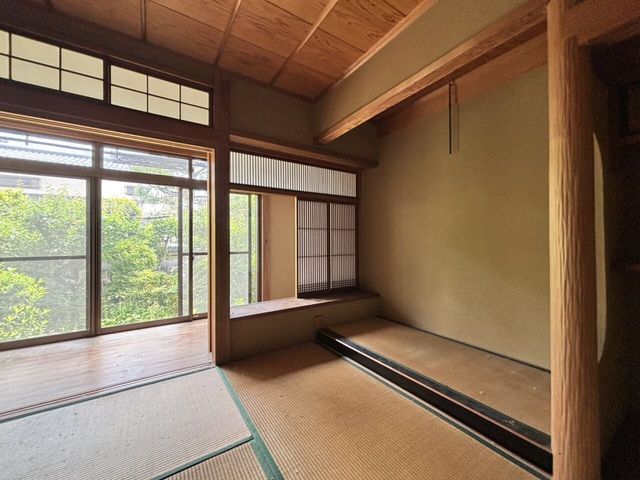4LDK House for Sale in Nishikyo Ward, Kyoto City - Thumbnail 2