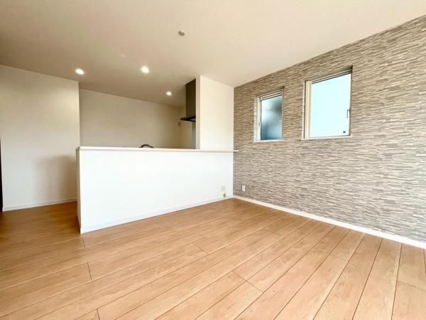 Modern 4LDK House in Kobe Suzurandai | 2025 Build | 2 Parking - Thumbnail 4