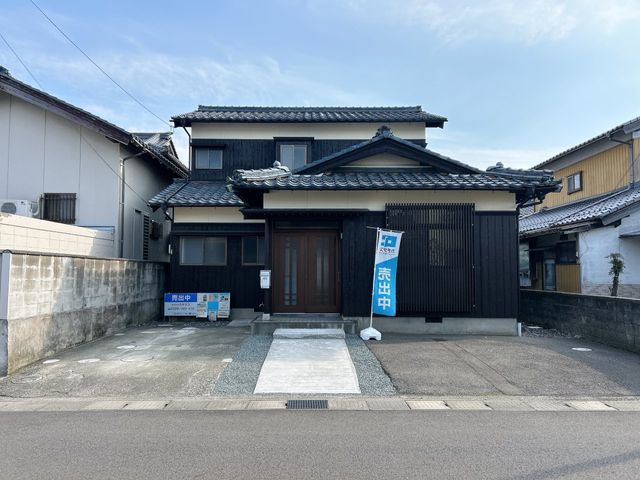 Renovated 3LDK House in Tsuruga, Fukui – 104.49 sqm - Thumbnail 2