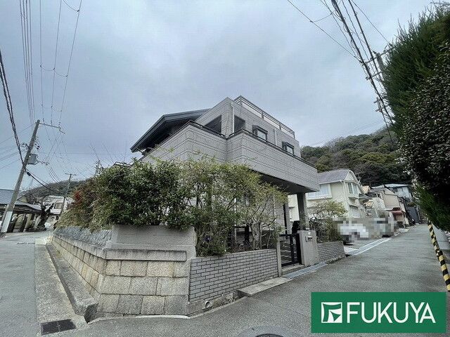 7SLDK Steel Frame House for Sale in Kobe Nada Ward - Thumbnail 2