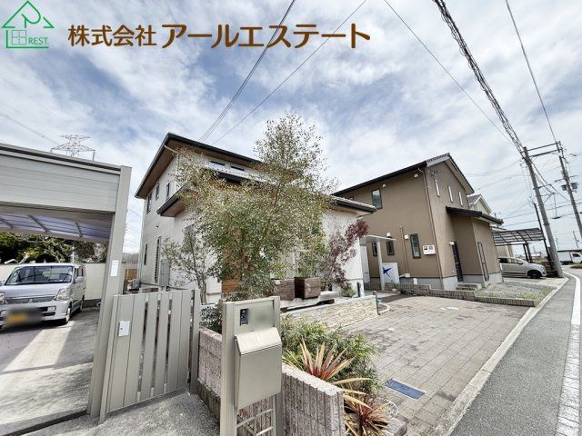 Modern 4LDK House for Sale in Kakogawa, Hyogo - Thumbnail 2