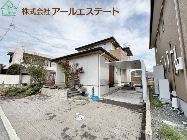 Modern 4LDK House for Sale in Kakogawa, Hyogo - Thumbnail 4