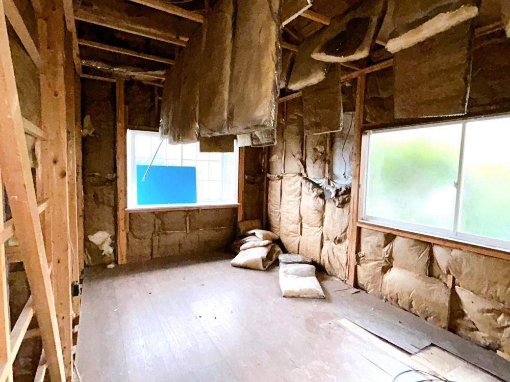 Renovated 5LDK Single-Story House for Sale in Shibushi, Kagoshima - Thumbnail 4