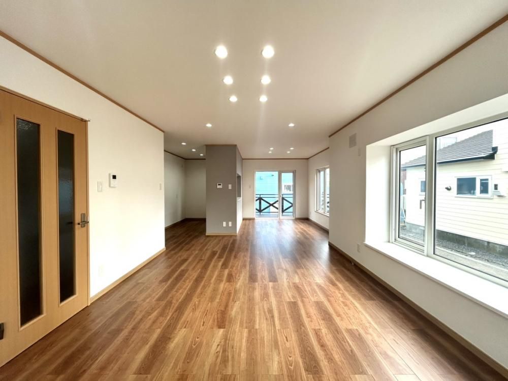 Renovated 3SLDK House with Deck in Noboribetsu, Hokkaido - Thumbnail 3