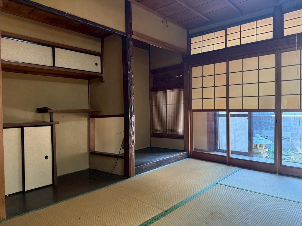 7DK House for Sale in Higashiyama, Kyoto - 113 sqm - Thumbnail 2