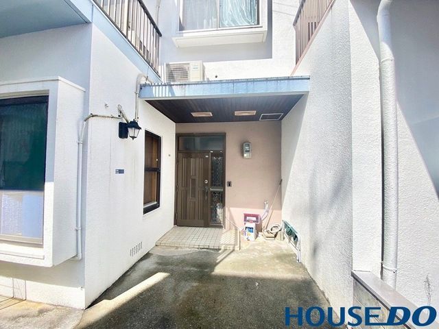 3LDK RC House for Sale in Okinawa City, Okinawa - Thumbnail 3