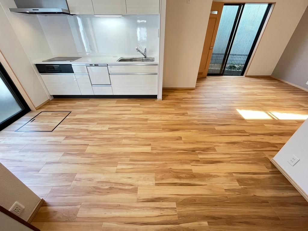 Renovated 4LDK Detached House for Sale in Sakai, Osaka - Thumbnail 4