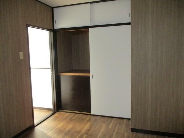 4LDK Used House for Sale in Iwade City, Wakayama - Thumbnail 4