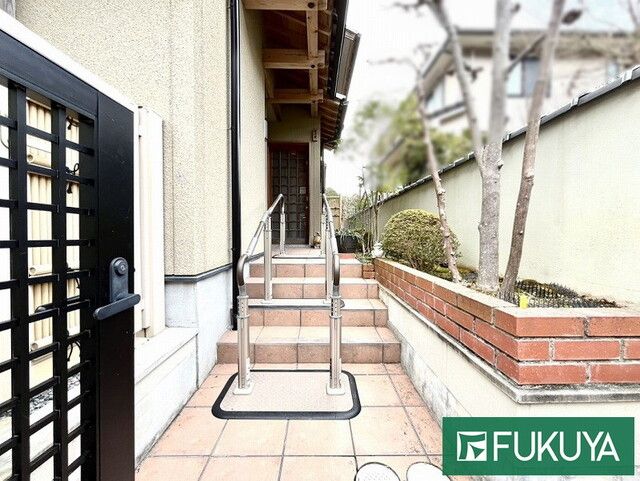 4LDK Detached House for Sale in Sakyo Ward, Kyoto - Thumbnail 3