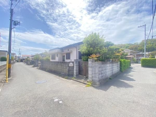 4DK House for Sale in Uchikoshicho, Wakayama City - Thumbnail 2