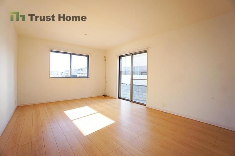 2020-Built 4LDK House with Parking for 2 in Kobe Tarumi - Thumbnail 2