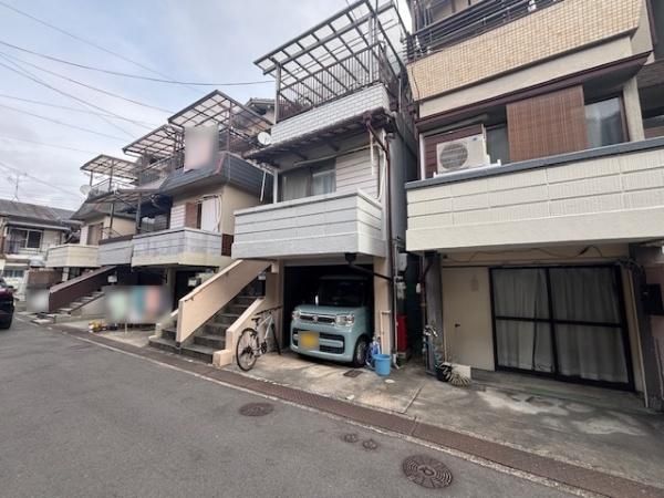 Renovated 4SK Wooden House in Daito City, Osaka for 10.8M Yen - Thumbnail 2