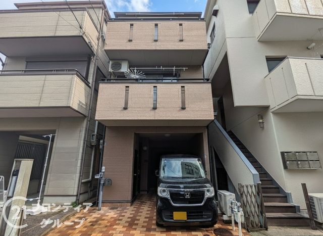 3-Storey 2LDK House for Sale in Kobe Nada Ward - Image 1