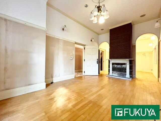 127-Year-Old Wooden House in Kobe's Historic Kitano District - Thumbnail 3