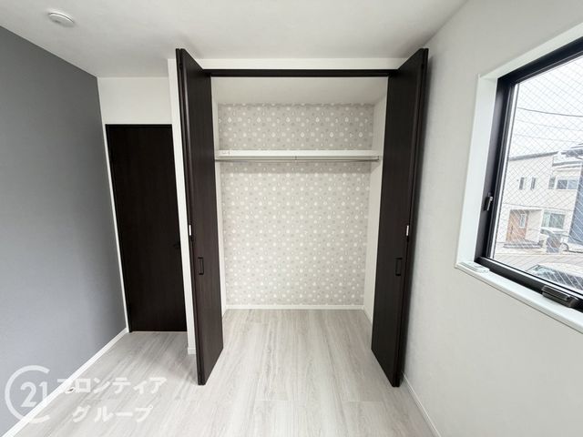 Modern 3SLDK Detached House for Sale in Sakai, Osaka - Thumbnail 4