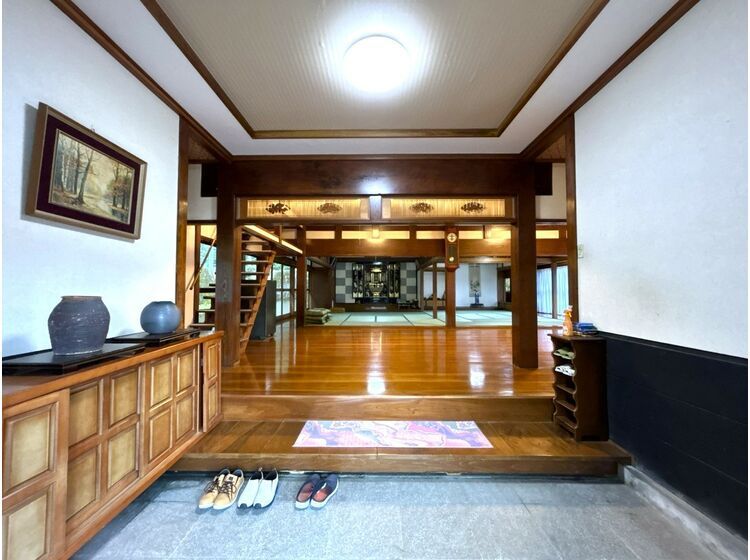 Spacious 9SLDK Traditional House on 992 sqm Land in Awara, Fukui - Thumbnail 2